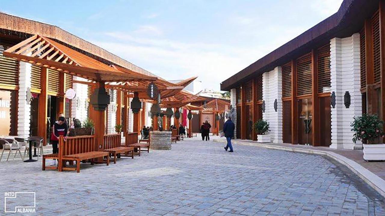 Hotel Millenium Tiranë Luaran gambar