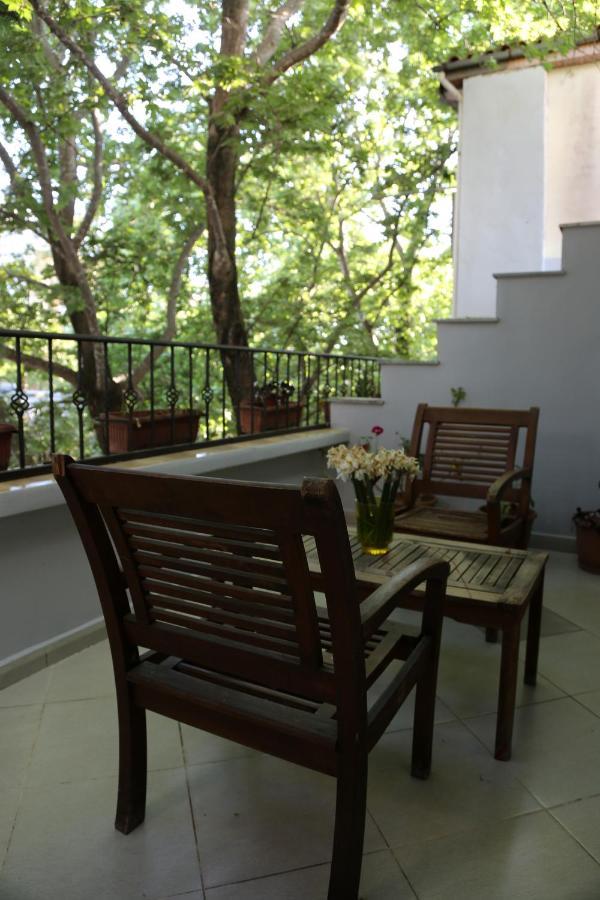 Hotel Millenium Tiranë Luaran gambar